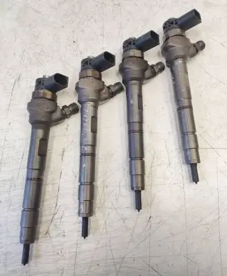 Skoda Superb B6 (3T) Fuel injectors set 0445110369