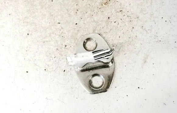 Volkswagen PASSAT B6 Front door lock loop/hook striker 3c0837033b