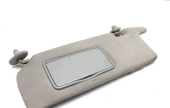 Sun visor