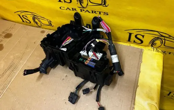 Renault Koleos II Fuse box set 