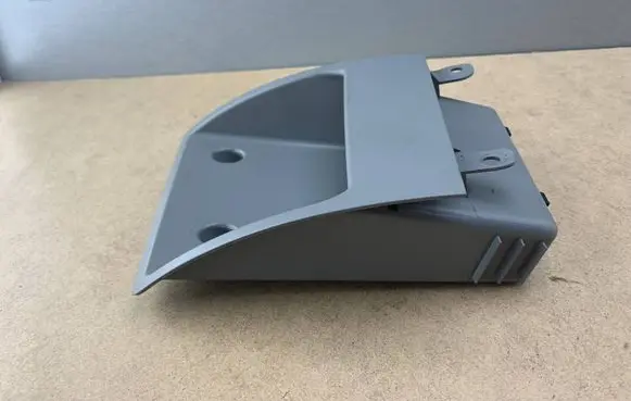BMW 5 E60 E61 Dashboard storage box/compartment 7063163 51457063905 7063905