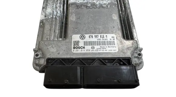 Volkswagen Transporter - Caravelle T5 Engine control unit/module 070997016M 1039S19948 0281014050
