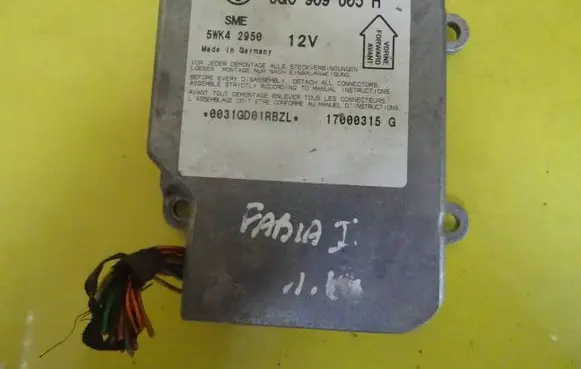 Skoda Fabia Mk1 (6Y) Airbag control unit/module 6Q0909605H 5WK42950