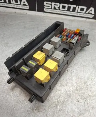 Mercedes-Benz Sprinter W906 Fuse module A9065454001