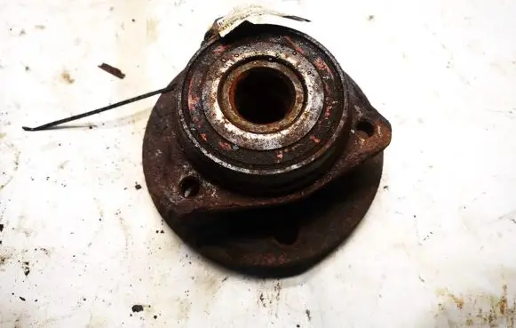 Jeep Grand Cherokee (WJ) Front wheel hub