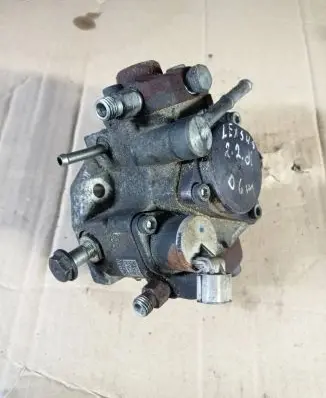 Fuel injection high pressure pump