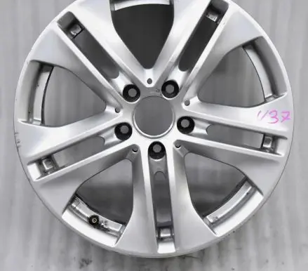 Mercedes-Benz CLK C207 A207 R17 alloy rim 