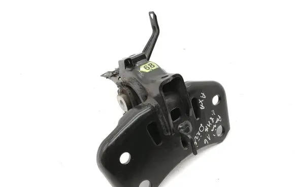 Toyota Auris E180 Gearbox mount