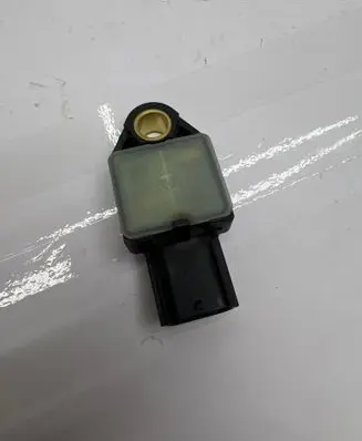 Dodge Nitro Airbag deployment crash/impact sensor P04896065AA TC5ME2S575E387
