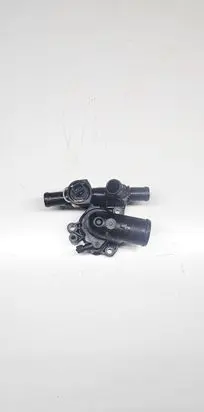 Nissan Qashqai Thermostat/thermostat housing 907234C