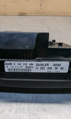 Mercedes-Benz C W203 Climate control unit 2038300985 9140010484