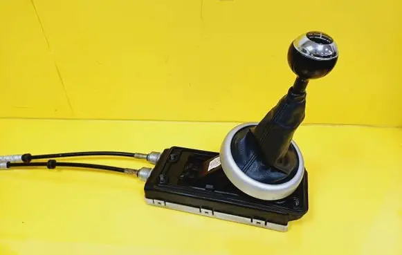 Mini One - Cooper R50 - 53 Gear shifter/selector 7533820-02