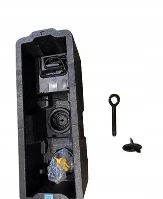 KIA Rio Other trunk/boot trim element 09149H8900