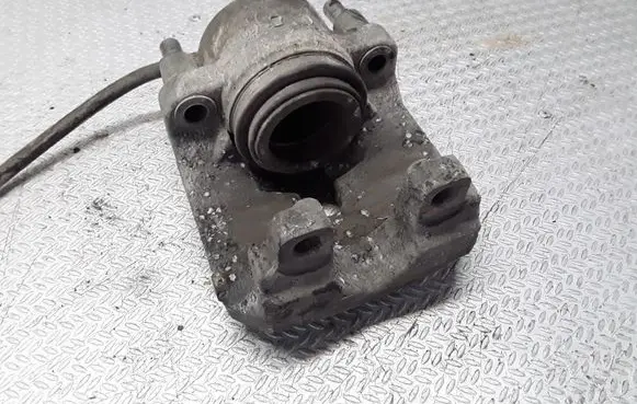 BMW 5 E39 Front brake caliper