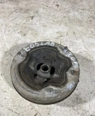 BMW 7 E65 E66 Coil spring mount 6753966