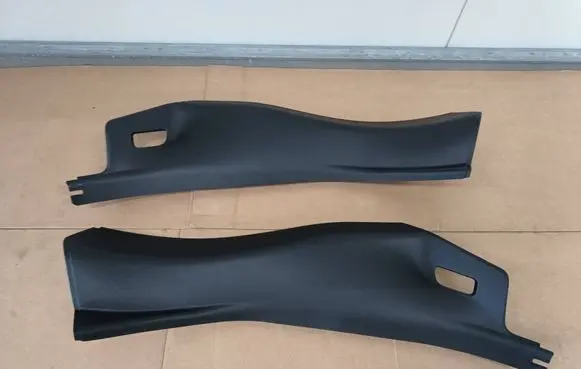 Mini Cooper Countryman F60 Rear seat side bottom trim 7380257 7380258 7413833