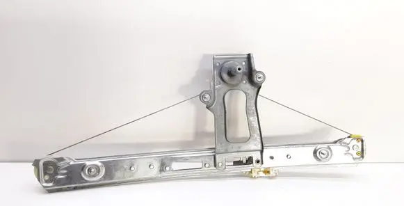 Rear door manual window regulator