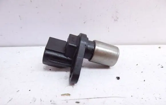 Toyota Corolla E120 E130 Camshaft position sensor 90919-05012