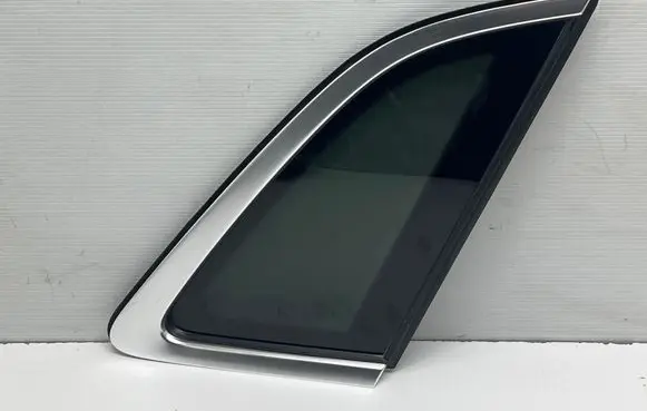 Audi Q3 F3 Rear side window 83A845298E 43R011667 DOT459M1232AS3