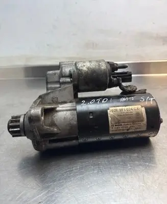 Volkswagen PASSAT CC Starter motor 02E911024 0001153006