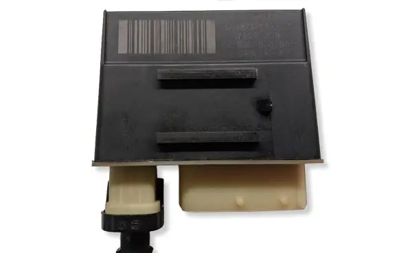 Peugeot 3008 II Coolant fan relay 9801916680