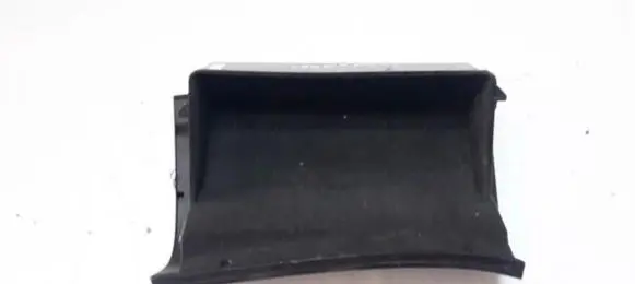 Subaru Legacy Glove box
