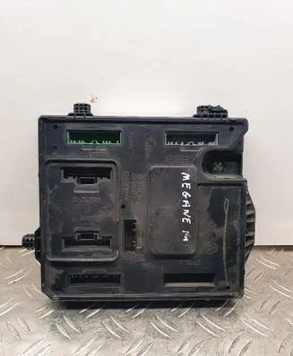 Renault Megane III Comfort/convenience module S180098001 284B17255R BSMX95