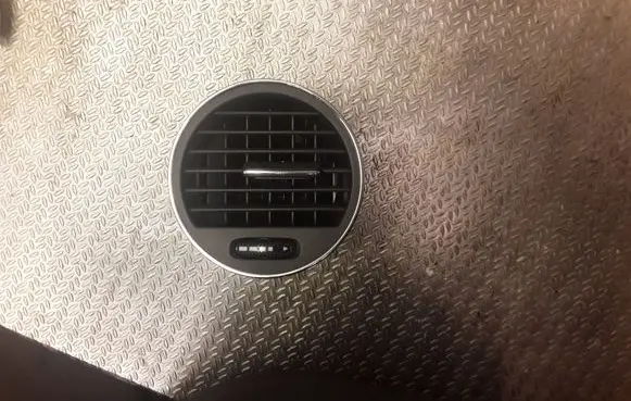 Mercedes-Benz CLS C219 Dashboard air vent grill cover trim 2198300154 A2198300154