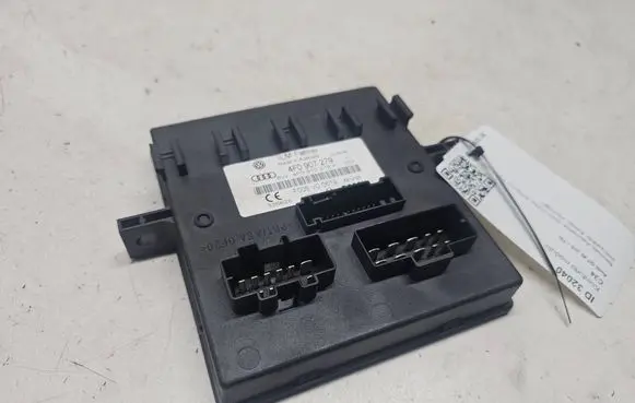 Audi Q7 4L Comfort/convenience module 4F0907279