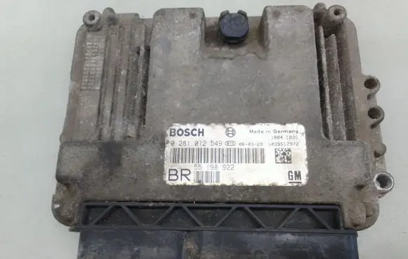 Opel Zafira B Engine control unit/module 0281012549