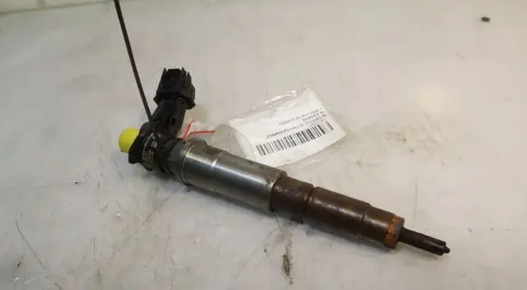 Fuel injector