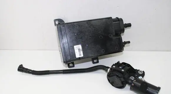 BMW X7 G07 Active carbon filter fuel vapour canister 7475444 7447496