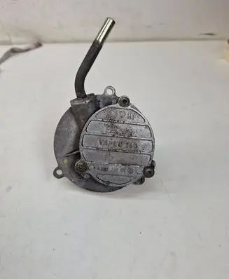 Mercedes-Benz A W168 Vacuum pump A6682300165