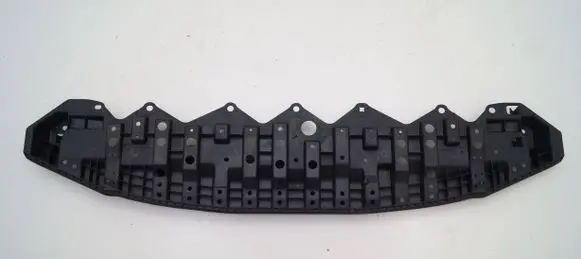 Toyota Yaris Front bumper skid plate/under tray 8200501560