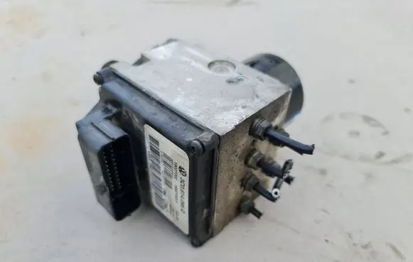 Volkswagen PASSAT B6 ABS Pump 3C0614095Q 16027002A 16027202