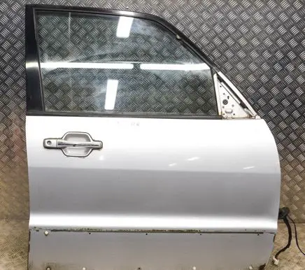 Mitsubishi Pajero Front door MN161226