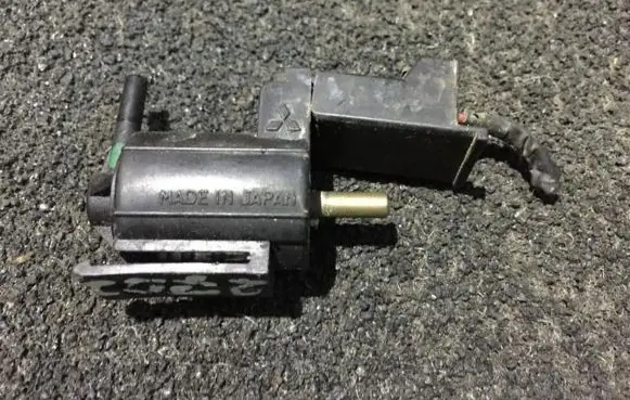 Mitsubishi Carisma Turbo solenoid valve k5t49680