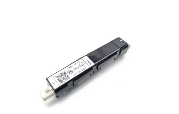 Seat Alhambra (Mk2) Aerial antenna amplifier 7N0035552J
