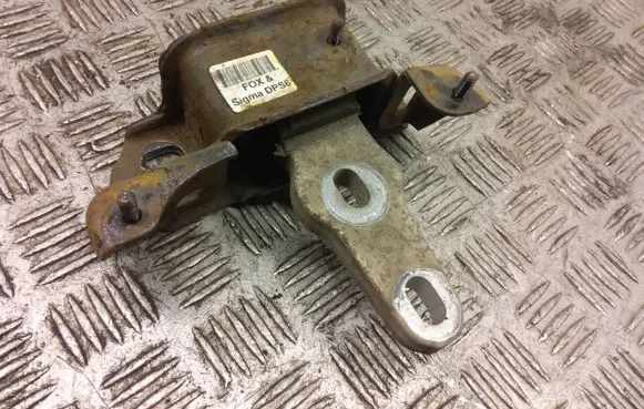 Ford Ecosport Engine mount bracket