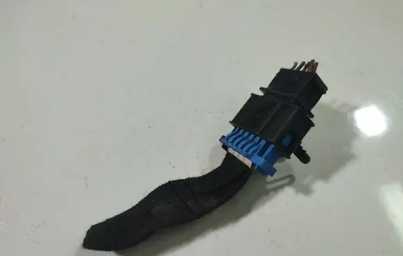 Volkswagen PASSAT B6 Sensor 3C0972735