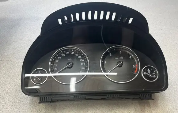 BMW 5 F10 F11 Speedometer (instrument cluster) 25811511 2119956 1000084278