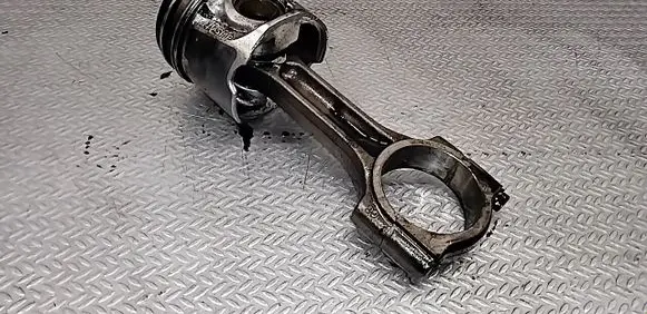 Renault Scenic II - Grand scenic II Piston with connecting rod 