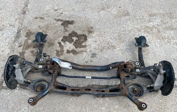 Volkswagen PASSAT CC Rear axle beam 