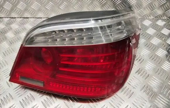 BMW 5 E60 E61 Rear/tail lights 16433201 7177702