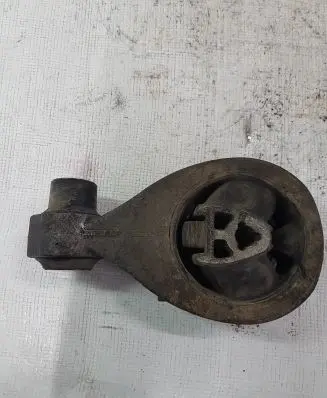 Nissan X-Trail T31 Engine mount bracket 8200277221 070501 ASI11G02