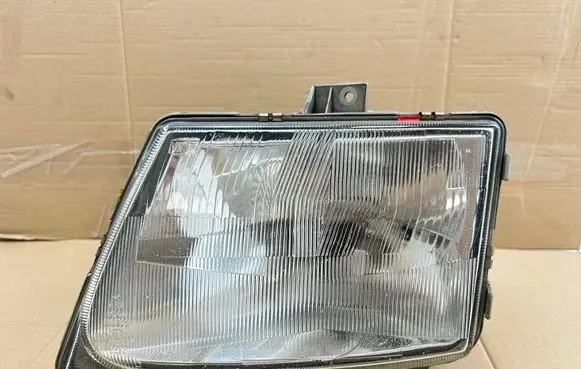 Mercedes-Benz Vito Viano W638 Headlight/headlamp