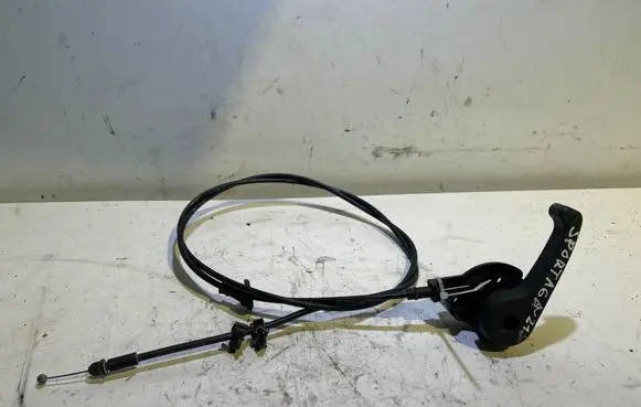 KIA Sorento Engine bonnet/hood lock release cable 811812B000