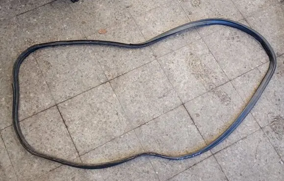 Renault Scenic I Trunk rubber seal (body) 