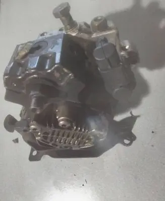 Volkswagen Phaeton Fuel injection high pressure pump 059130755J 0445010125