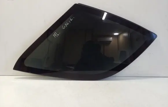 Mercedes-Benz ML W163 Rear side window A1636700312